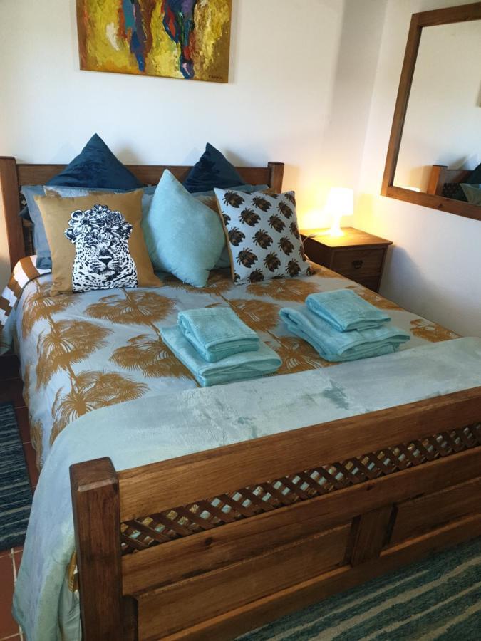 Sondela Self Catering Villa Сао Мартино до Порто Екстериор снимка